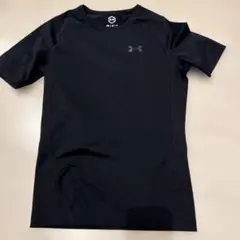 Under Armour ブラック アンダーシャツ Mサイズ