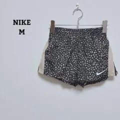 NIKE　水着　ショートパンツ　ドット　ドライフィット　ロゴプリント　Ｍ