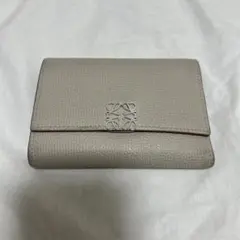 LOEWE 三つ折り財布 グレージュのサムネイル