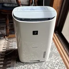 衣類乾燥除湿機　シャープ　CV-F701のサムネイル