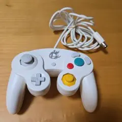 美品 動作確認済 任天堂 ゲームキューブ コントローラー スマブラブラック 白