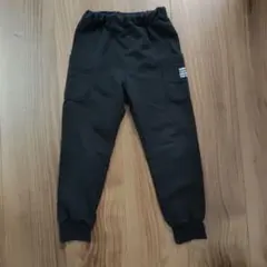 長ズボン 黒色 サイズ110