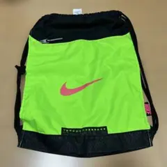 s*o様 Nike ドローストリングバッグ ネオンイエロー
