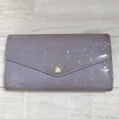 ルイヴィトン 長財布 ポルトフォイユサラ ヴェルニ