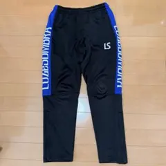 Item thumbnail for item 4f928651-5b1d-45c1-a4bf-5d9a5e8e40d3