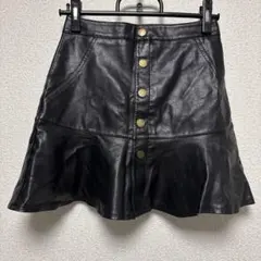 グレイル　レザー ボタンフロント フレアミニスカート　Sサイズ　シンプル