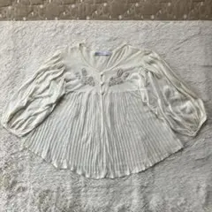 美品✨shucaシュカパフスリーブ七分袖カーディガン刺繍綿100%予備ボタン付L