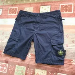 ストーンアイランド　ショートパンツ　ハーフパンツ　7215L0403 29サイズ ストーンアイランド ショートパンツ ハーフパンツ 7215L0403 29サイズ