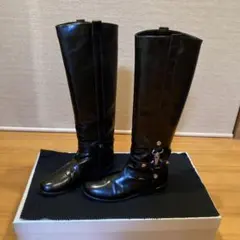 Item thumbnail for item 9c5410dd-3ae4-4d57-b4f8-d4b38b9dc700