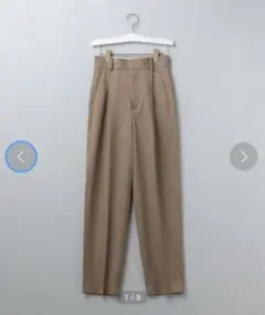 roku タックパンツ