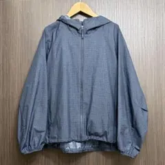 ユニクロ　ポケッタブルUVカットパーカ　ブルー　チェック