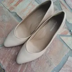 オペークドットクリップ ベージュ ポインテッドトゥ ハイヒールのサムネイル