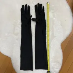 黒 サテン風 ロング手袋 グローブ　パーティー　ブラック　コスプレ　仮装