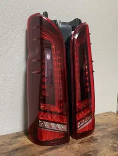 ヴァレンティ ハイエース 200 レガンス REVO TypeⅢ クリアレンズ ヴァレンティ ハイエース 200 レガンス REVO TypeⅢ クリアレンズ