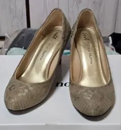 Item thumbnail for item 86780a9f-d3f8-4411-931d-40a20d71351d