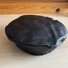 フェイクレザー　ベレー帽　ブラック