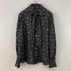 ルルウィルビー 25秋冬完売品 KEYジャガードボウタイブラウス ブラックのサムネイル
