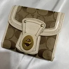 COACH　シグネチャー　三つ折り財布　ターンロック　コンパクト　B5598のサムネイル