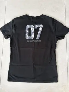 【エンポリオアルマーニ】バックロゴ 花柄 ナンバリング 半袖Tシャツ M 黒