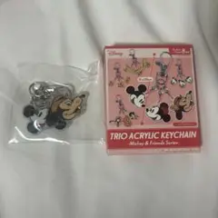 ディズニートリオアクリルキーチェーン　ミッキー、ミニー、モーティマー
