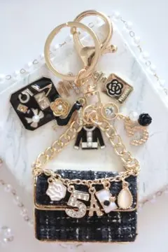 香水ボトル カメリア No.5 エッフェル ハンドバッグ キーホルダー ゴールド