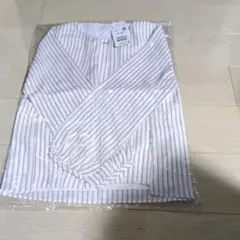 ハニーズ　GLACIER アクセ付裾タックブラウス M