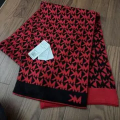 Item thumbnail for item 2b372c1c-d3e3-4d05-8a1a-9b28f8338827