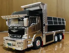 デコトラプラモデル ダンプ 完成品 バンパー昇降可のサムネイル