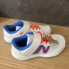 New Balance スニーカー ホワイト/オレンジ/ブルー