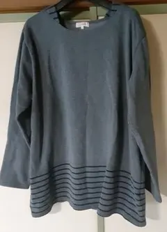 グレー ストライプ 長袖トップス
