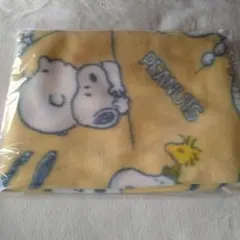 非売品 AOKI スヌーピーブランケットフェイス柄　黄色イエロー 90x60cm