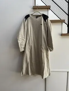 THE NORTH FACE ベージュ 長袖ロングワンピース SM