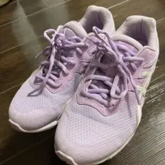 asics スニーカー　女の子用