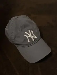 ニューヨーク・ヤンキース グレーキャップ MoMAコラボ