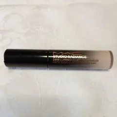 MAC STUDIO RADIANCE リキッドコンシーラー NC5のサムネイル
