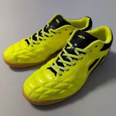 TIGORA フットサル シューズのサムネイル