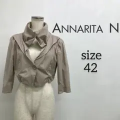 ANNARITA N イタリア製　変形襟ショート丈ジャケット M 9号 ベージュのサムネイル
