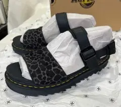 Dr. Martens JORGE II 牛柄 ヘアオン スリングバック - メルカリ