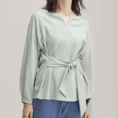 ナノユニバース　ブラウス