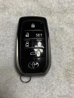 トヨタ純正アルファードスマートキー (6つボタン)送料込み - メルカリ