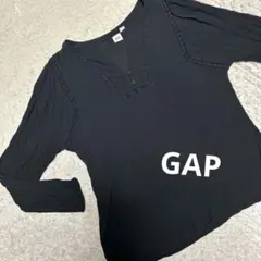 GAP♦︎  レディース　ブラック　長袖Tシャツ