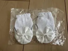 新品未開封　COMME CA ISM ベビー靴下　白　リボン 9-12
