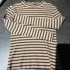 GU 長袖カットソー ベージュと黒のストライプ