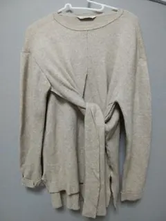 【最終値下】TORRAZZO DONNA ベージュニット 長袖セーター