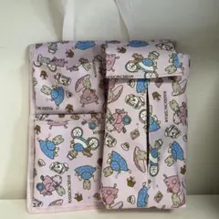 サンリオ　マロンクリーム　収納付きティッシュケース