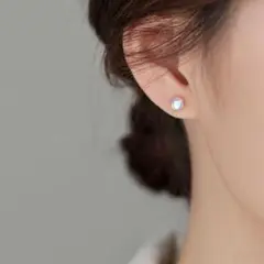 【新品未使用】オーロラ　ピアス　虹色　アクセサリー　かわいい　きれい