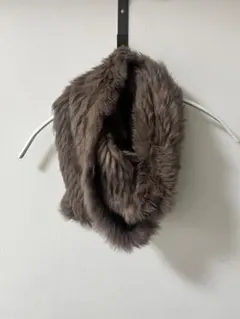 ラビットファースヌード