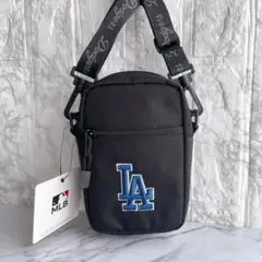 【新品タグ付き】MLB ドジャースLAロゴ ショルダーバッグ サコッシュ 黒