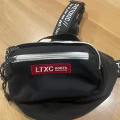Lovetoxic ボディーバッグ　ブラックのサムネイル