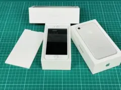 (新品未使用)iPhone 7 Silver 32 GB SIMフリー
